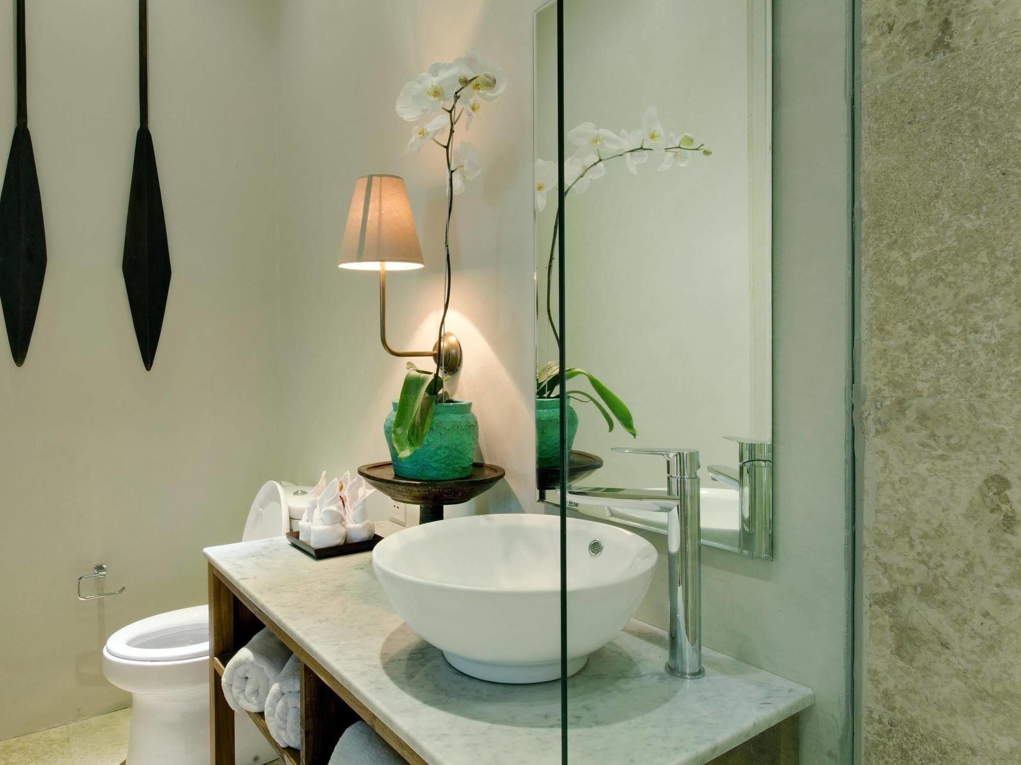 Room & Vespa 3 Семиньяк Экстерьер фото