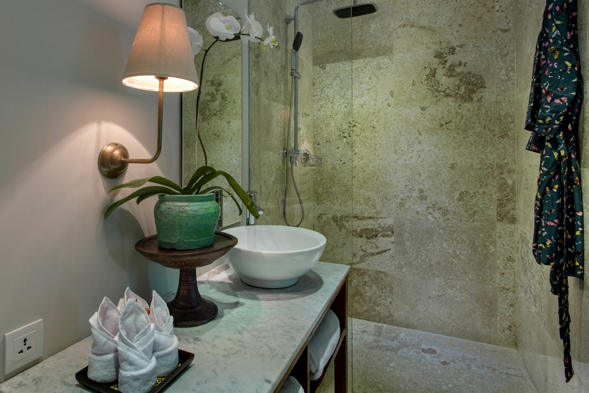 Room & Vespa 3 Семиньяк Экстерьер фото